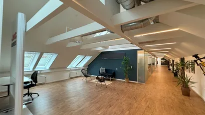 Unikt kontor på 325 m² (+ fællesareal) med historisk charme og moderne faciliteter i telefonHuset